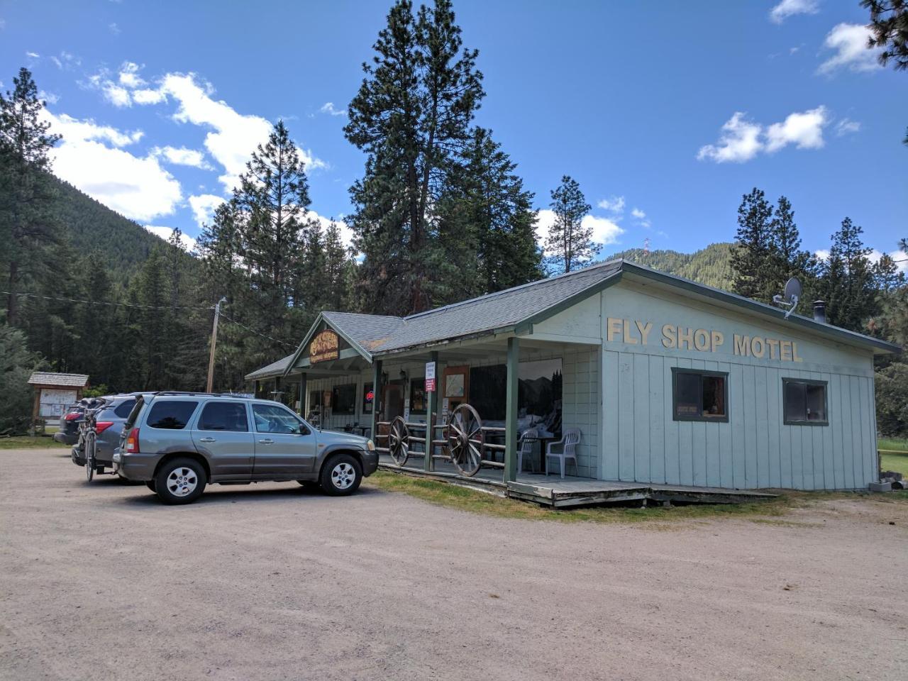 Rock Creek Mercantile & Motel Clinton Buitenkant foto