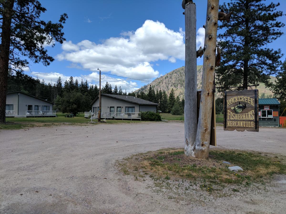Rock Creek Mercantile & Motel Clinton Buitenkant foto